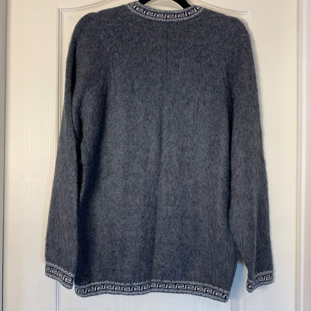 100% Baby Alpaca Sweater (L) | Made in Peru | Ultra-Soft Grey Knit Comfy - Picture 2 of 7